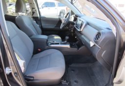 2021 Toyota Tacoma - Image 25