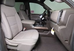 2025 Chevrolet Silverado 1500 4x4 RST - Image 28