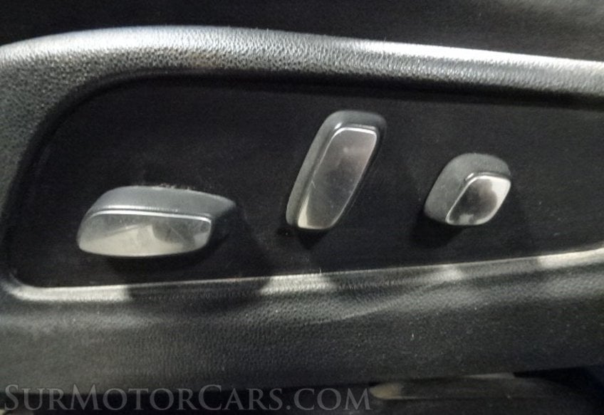 2019 Cadillac XT5 - Image 19