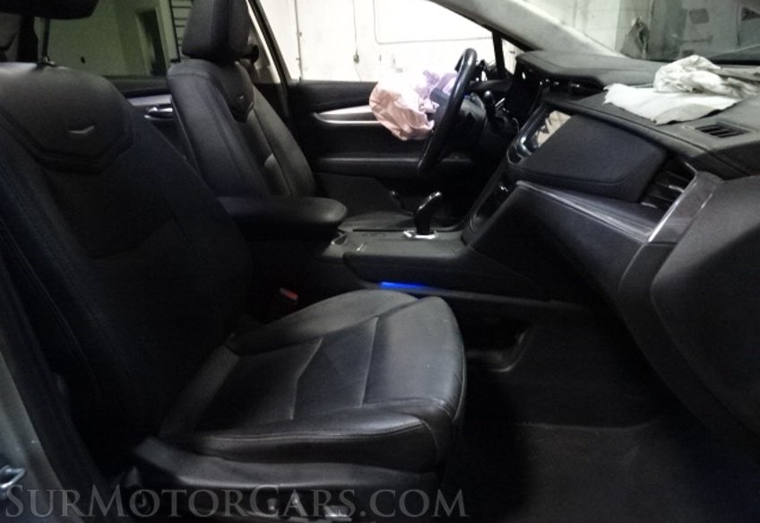 2019 Cadillac XT5 - Image 36