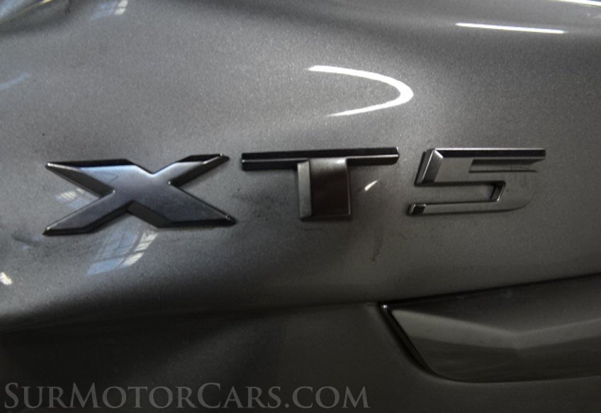 2019 Cadillac XT5 - Image 16