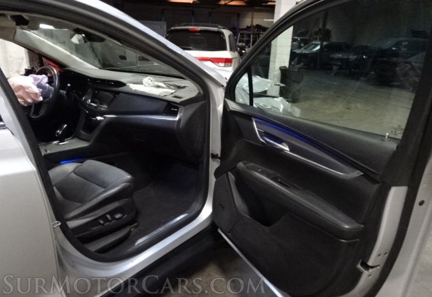 2019 Cadillac XT5 - Image 24