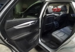 2019 Cadillac XT5 - Image 25