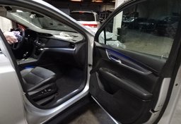 2019 Cadillac XT5 - Image 24