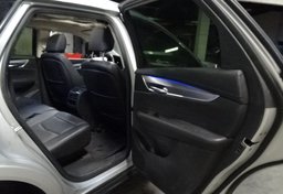 2019 Cadillac XT5 - Image 26