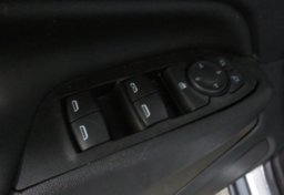 2021 Chevrolet Equinox - Image 31