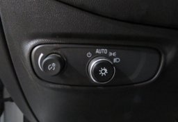 2021 Chevrolet Equinox - Image 38