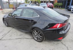 2015 Lexus IS 250 - Image 10