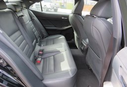 2015 Lexus IS 250 - Image 32