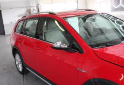 Thumbnail of 2017 Volkswagen Golf Alltrack