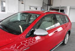 Thumbnail of 2017 Volkswagen Golf Alltrack