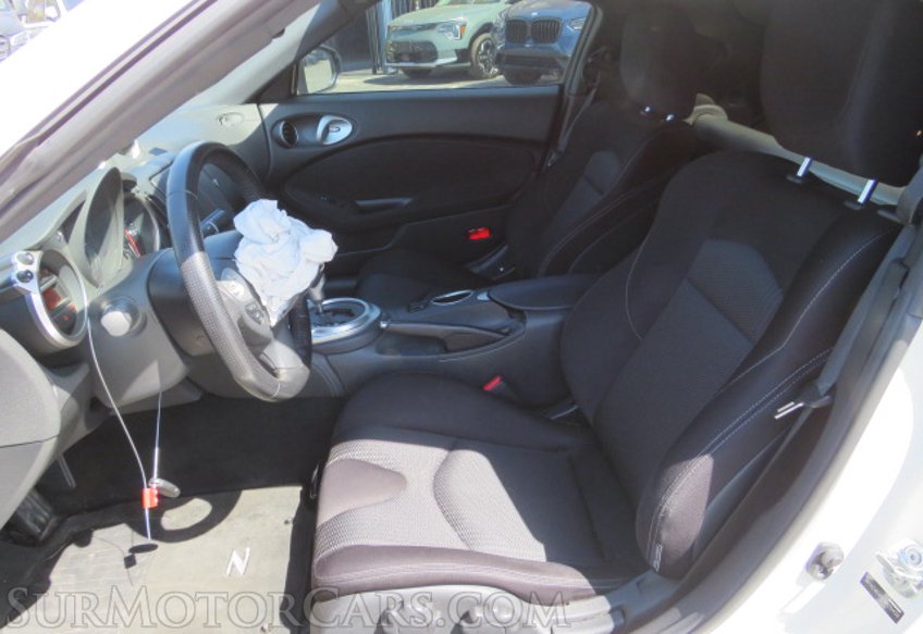 2020 Nissan 370Z Coupe - Image 24