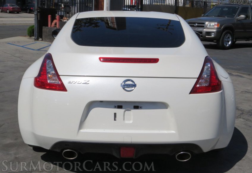 2020 Nissan 370Z Coupe - Image 12