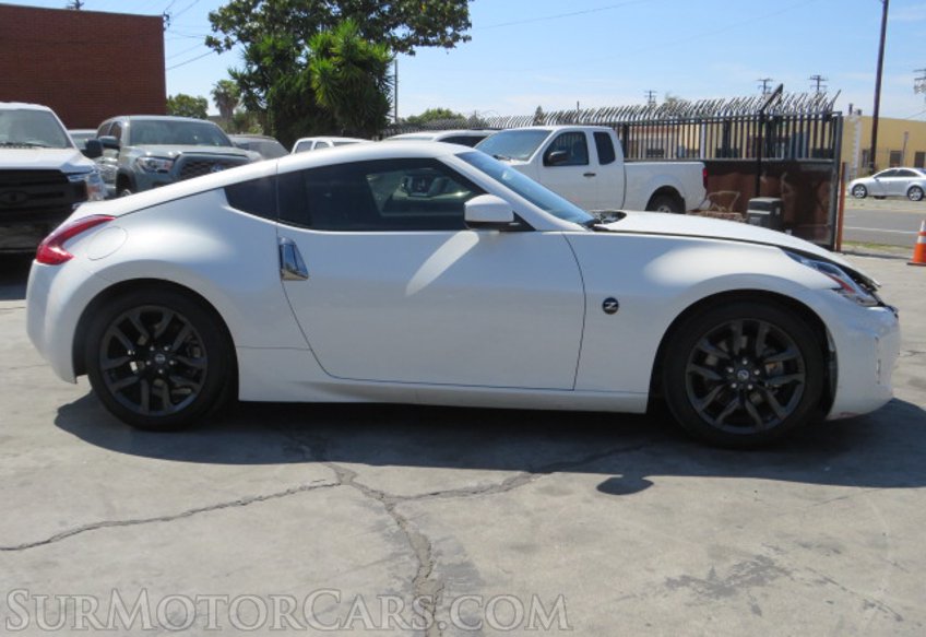 2020 Nissan 370Z Coupe - Image 6
