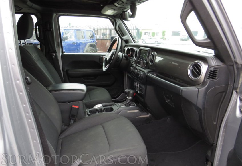 2018 Jeep Wrangler Unlimited - Image 28