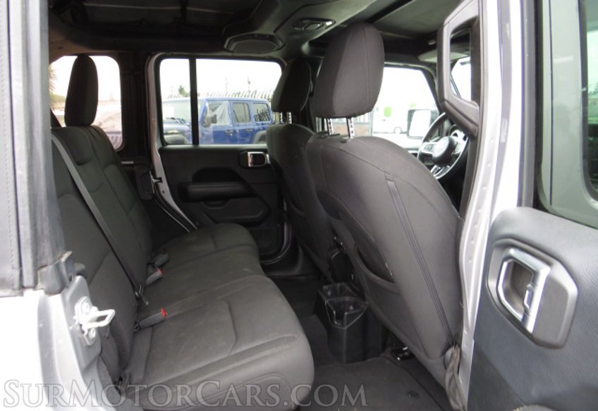 2018 Jeep Wrangler Unlimited - Image 32
