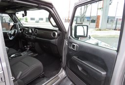 2018 Jeep Wrangler Unlimited - Image 22