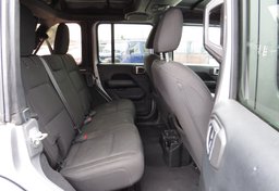2018 Jeep Wrangler Unlimited - Image 30