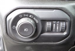 2018 Jeep Wrangler Unlimited - Image 40