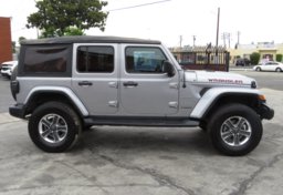 2018 Jeep Wrangler Unlimited - Image 11