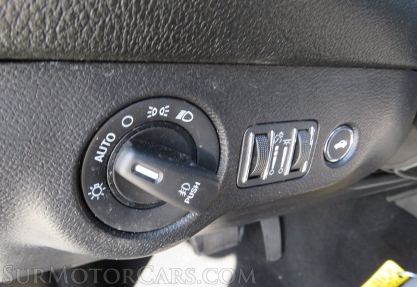 2019 Dodge Challenger - Image 34
