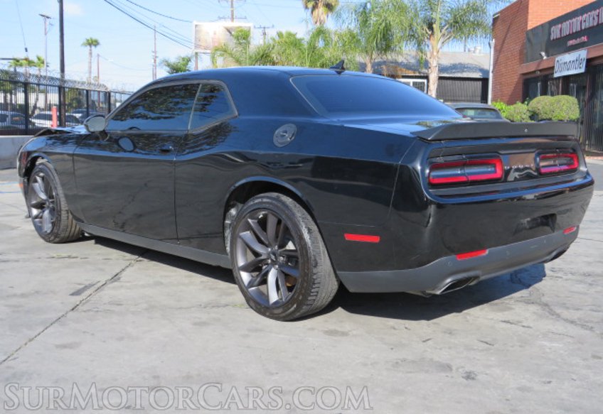 2019 Dodge Challenger - Image 8