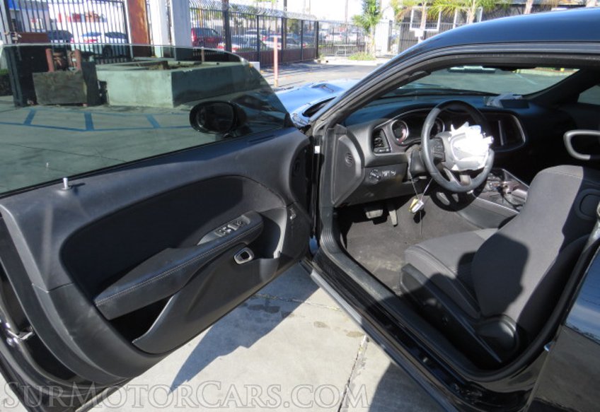 2019 Dodge Challenger - Image 19