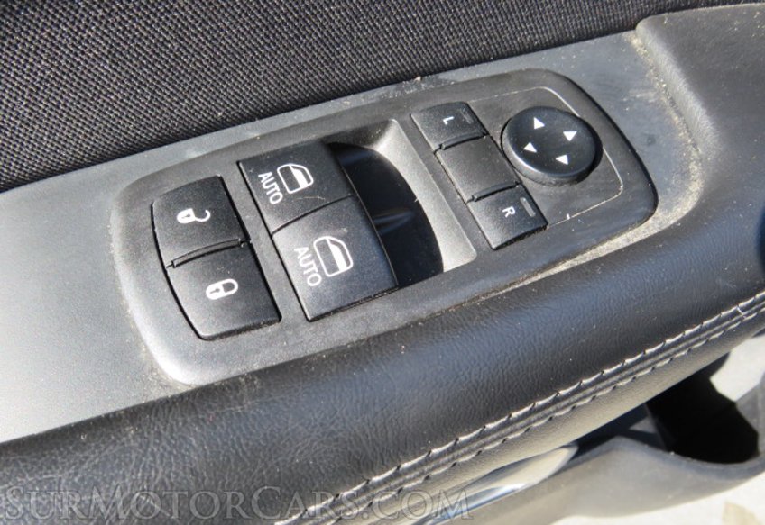 2019 Dodge Challenger - Image 35