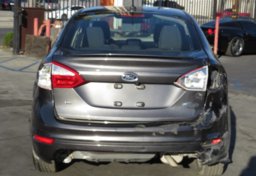 2019 Ford Fiesta - Image 12