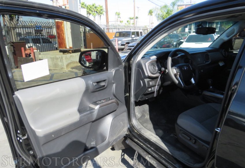 2023 Toyota Tacoma - Image 22