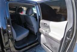 2023 Toyota Tacoma - Image 25