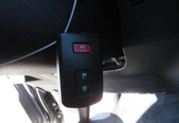 2023 Toyota Tacoma - Image 39