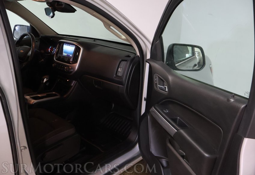 2022 Chevrolet Colorado - Image 19