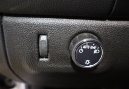 2022 Chevrolet Colorado - Image 38