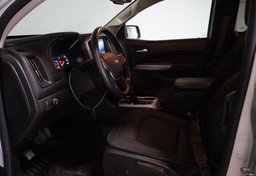 2022 Chevrolet Colorado - Image 20