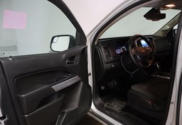 2022 Chevrolet Colorado - Image 18