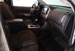 2022 Chevrolet Colorado - Image 21