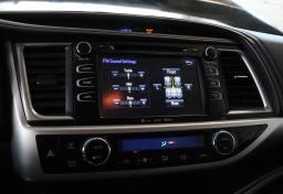 Thumbnail of 2018 Toyota Highlander