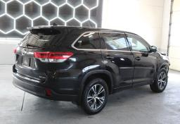 Thumbnail of 2018 Toyota Highlander