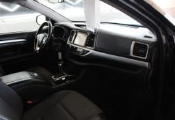 Thumbnail of 2018 Toyota Highlander