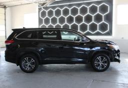 Thumbnail of 2018 Toyota Highlander