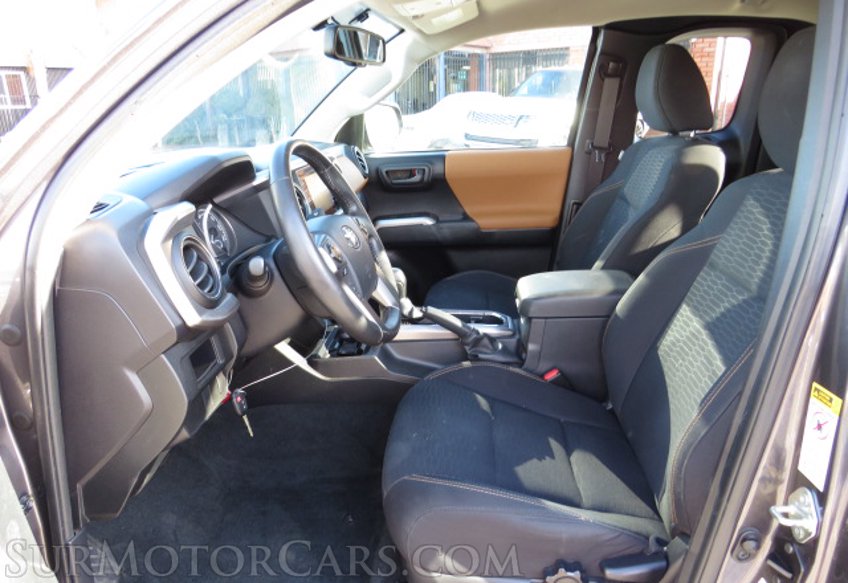 2017 Toyota Tacoma - Image 26