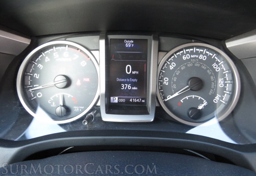 2017 Toyota Tacoma - Image 21