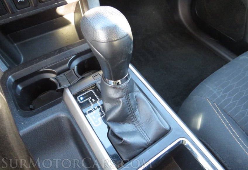 2017 Toyota Tacoma - Image 38