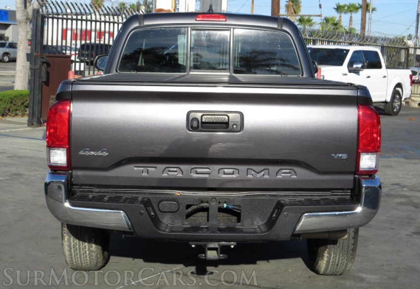 2017 Toyota Tacoma - Image 15