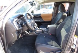 2017 Toyota Tacoma - Image 26