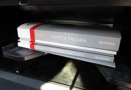 2017 Toyota Tacoma - Image 44