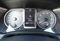 2017 Toyota Tacoma - Image 21