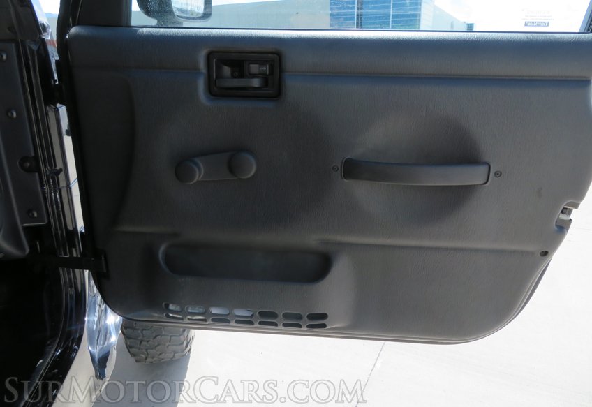 2006 Jeep Wrangler - Image 36