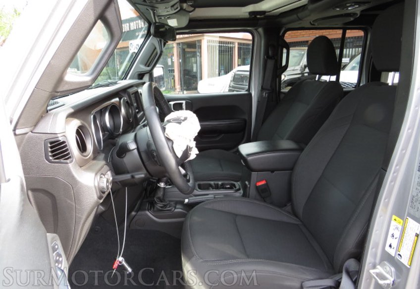 2019 Jeep Wrangler Unlimited - Image 13